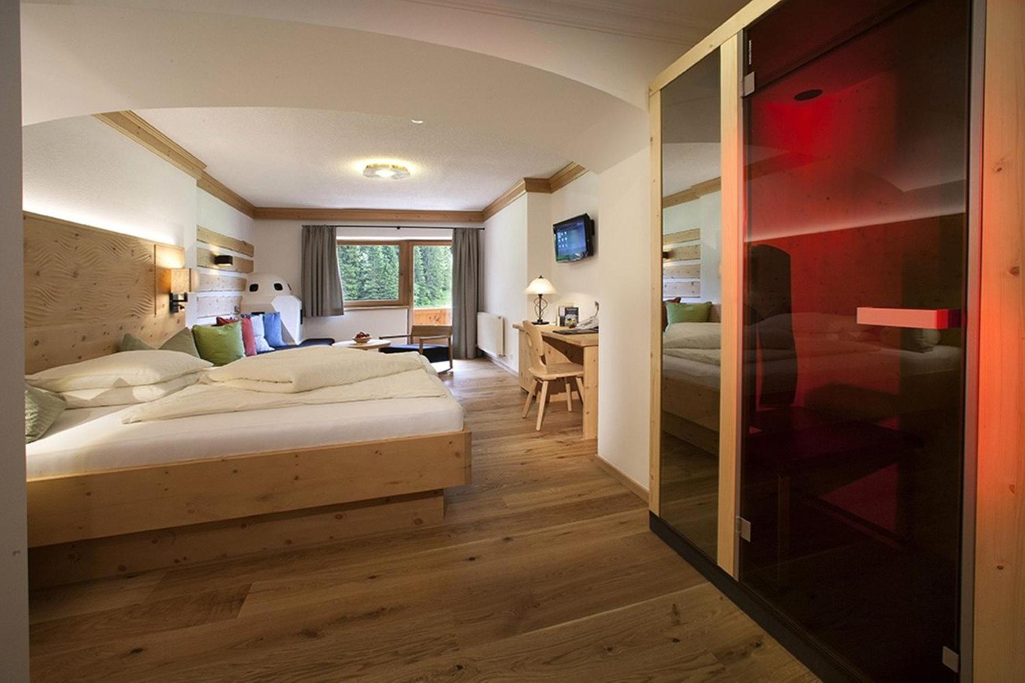 Natur-&Wanderhotel Tuxertal Zimmer foto